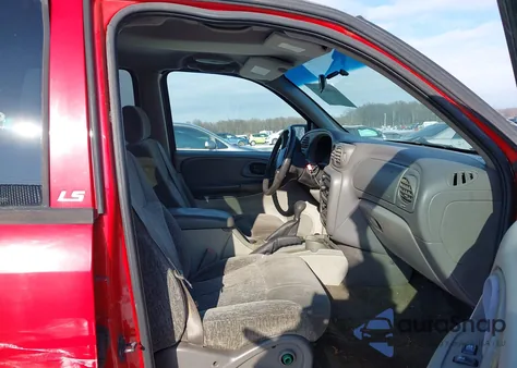 2002 Chevrolet Trailblazer Ls from USA, damaged, VIN 1GNDT13S522226299